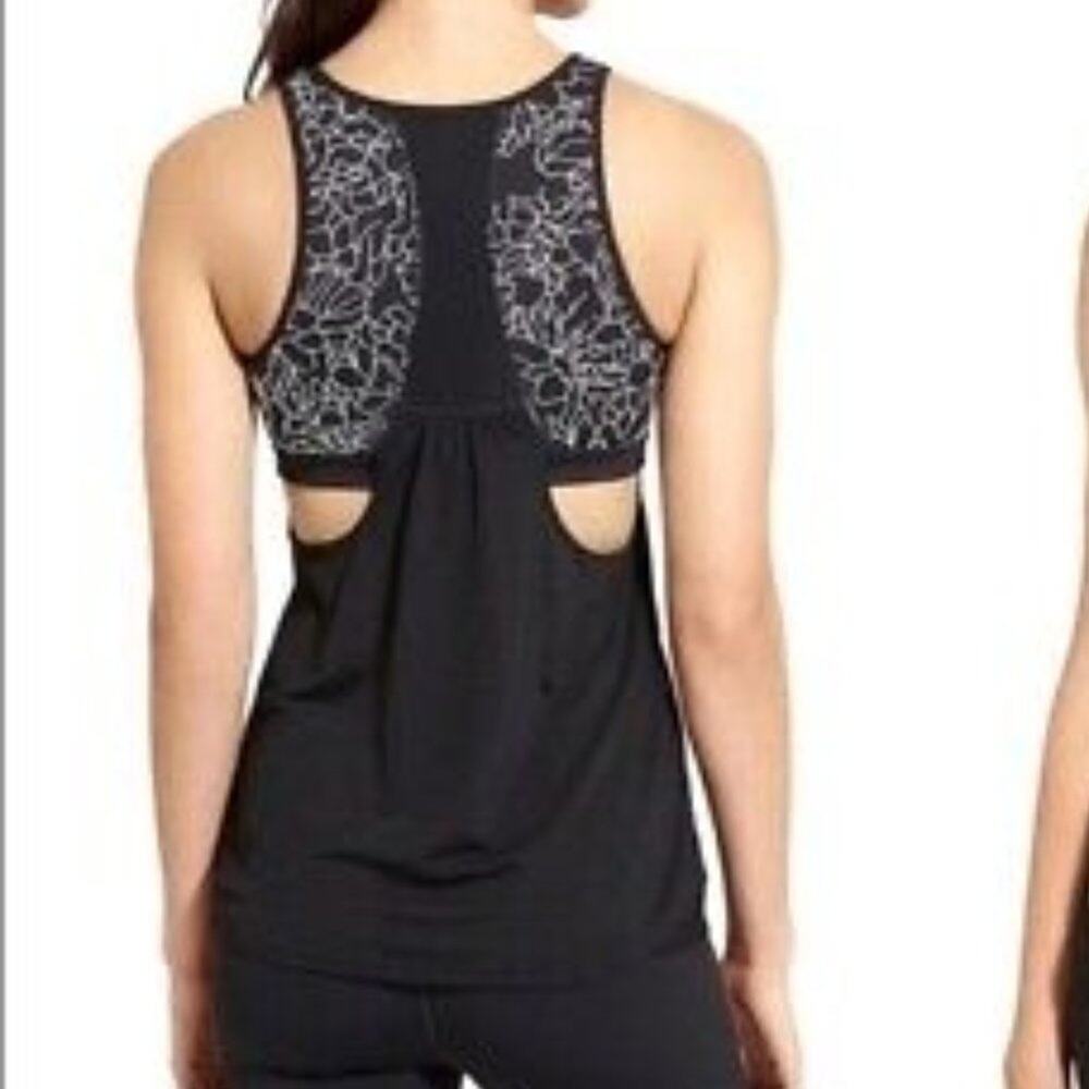 Athleta Black Floral Supercharged Bra Tank Top Black/White X-Small